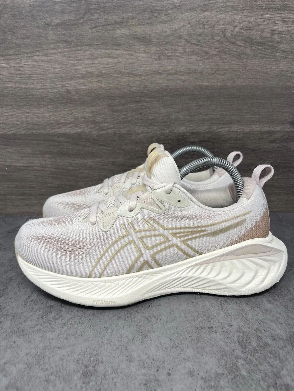 ASICS Gel Nimbus 26 Cream Beige Womens Size 8.5 Running Walking Shoes 1012B441